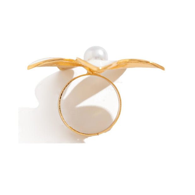 Personalized drip oil five petal flower three-dimensional ring